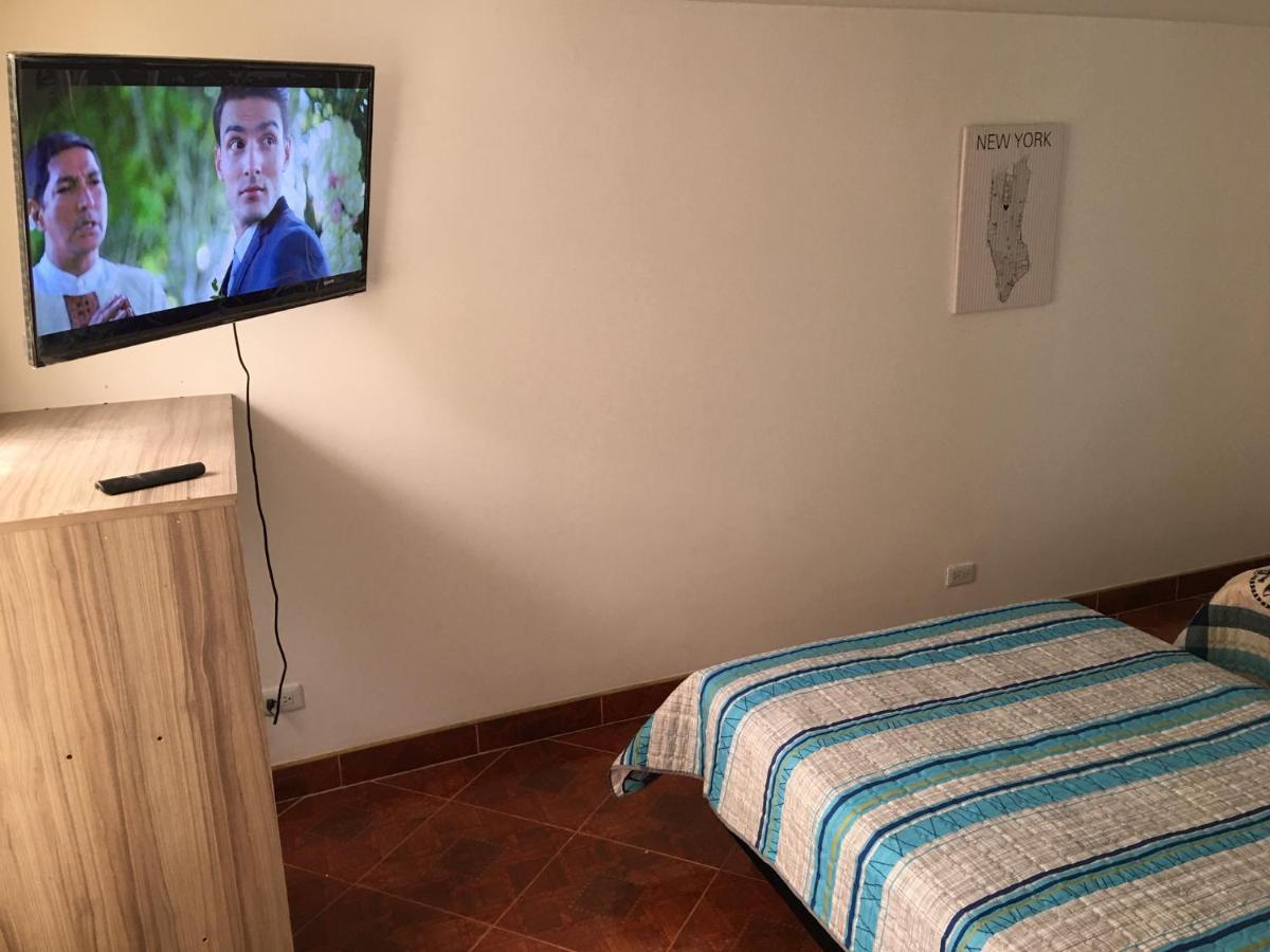 Estadia El Dorado Богота Экстерьер фото